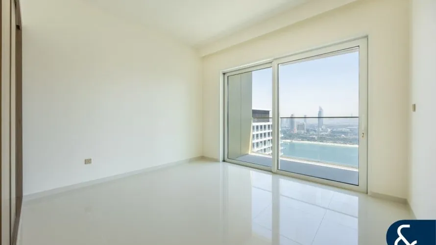 Apartamento de 5 dormitorios en EMAAR Beachfront, UAE No. 2222 № 16