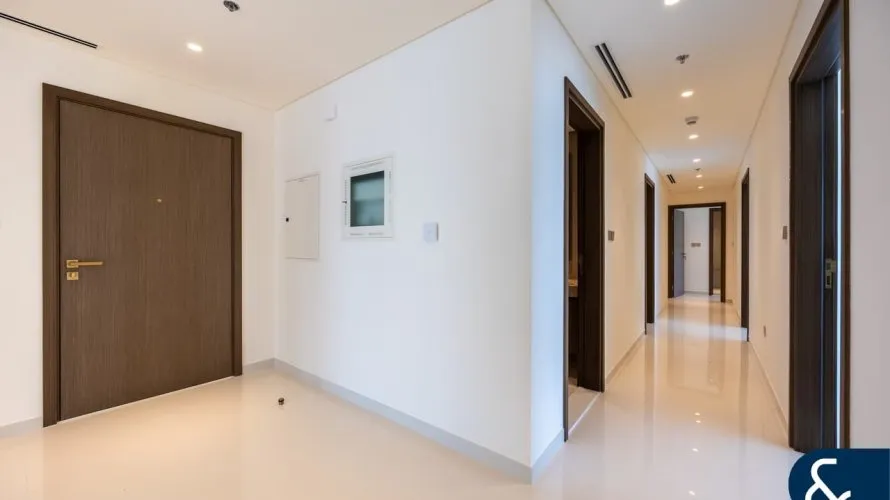 Apartamento de 5 dormitorios en EMAAR Beachfront, UAE No. 2222 № 5