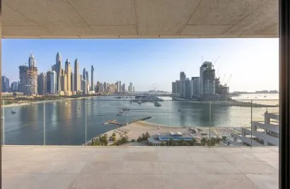 Apartamento de 4 dormitorios en Dubai, UAE No. 2651