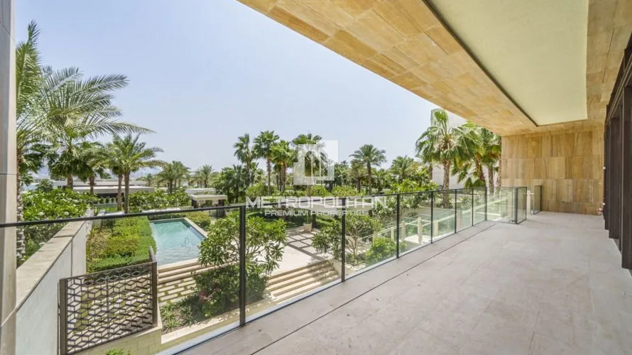Apartamento de 4 dormitorios en Palm Jumeirah, UAE No. 959 № 1