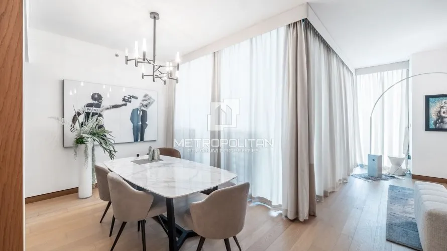 Apartamento de 2 dormitorios en Jumeirah Bay Island, UAE No. 2170 № 2