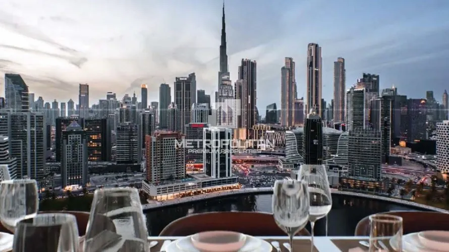Ático de 3 dormitorios en Business Bay, UAE No. 2186 № 1