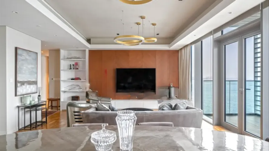 Apartamento de 3 dormitorios en Dubai, UAE No. 975 № 2