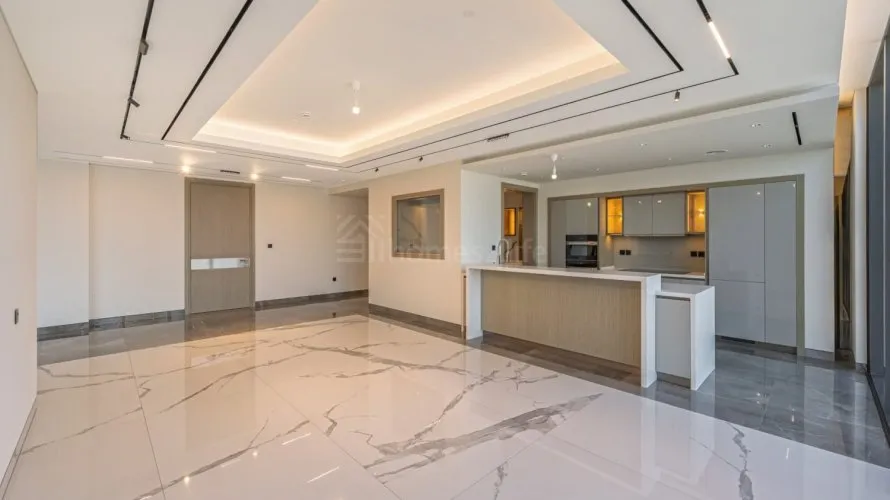 Apartamento de 4 dormitorios en Dubai Internet City, UAE No. 2302 № 1