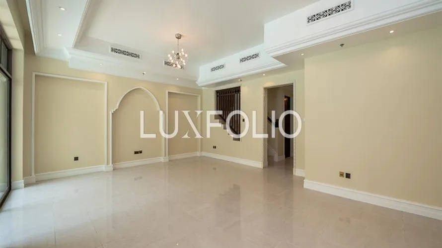 Apartamento de 3 dormitorios en Downtown Dubai (Downtown Burj Dubai), UAE No. 1609 № 2