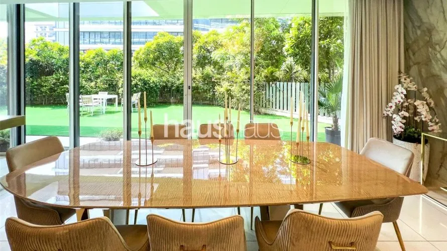 Apartamento de 3 dormitorios en Serenia Residences The Palm, UAE No. 1553