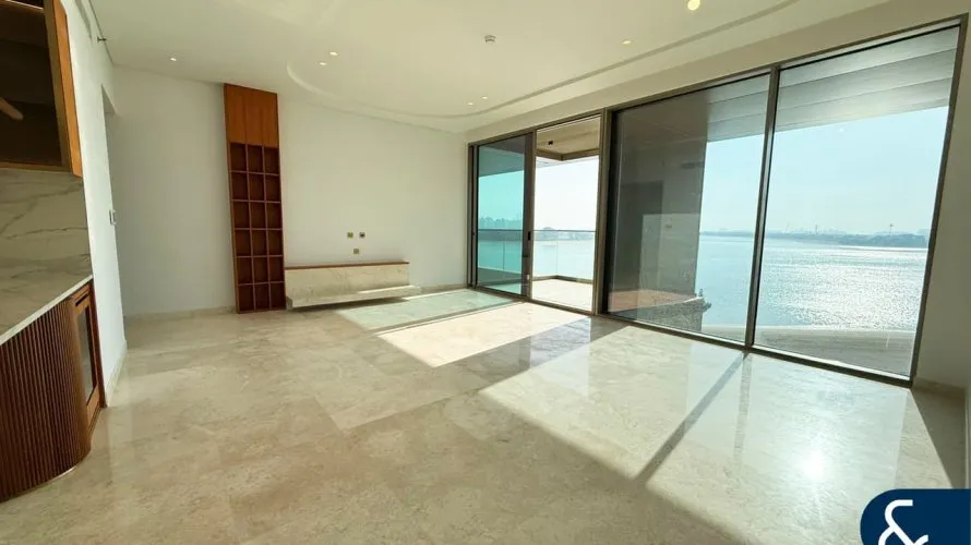 Apartamento de 3 dormitorios en Palm Jumeirah, UAE No. 2361