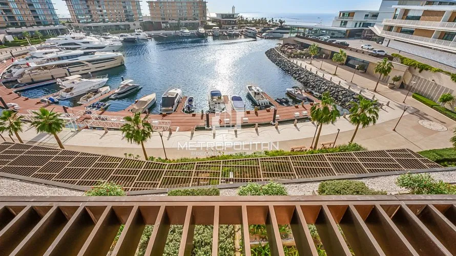 Apartamento de 2 dormitorios en Jumeirah Bay Island, UAE No. 2087 № 17