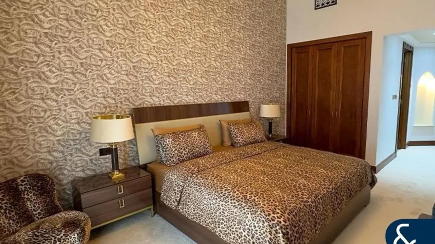 ZANZEEBEL en Old Town, UAE No. 53