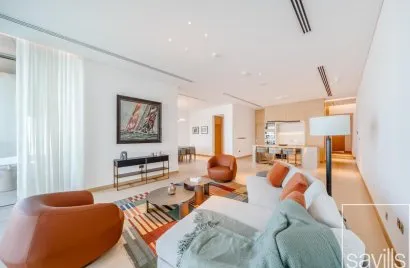 Apartamento de 4 dormitorios en Jumeirah, UAE No. 2322
