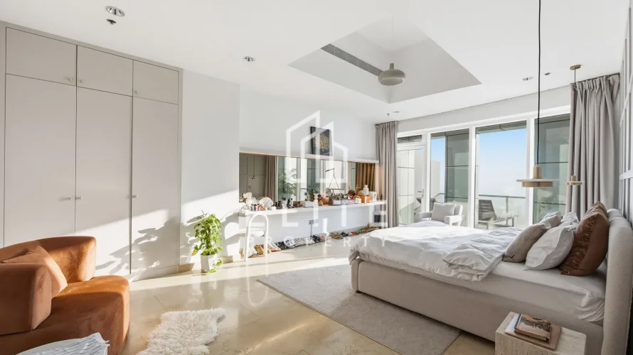 Apartamento de 4 dormitorios en The Torch, UAE No. 2338 № 11