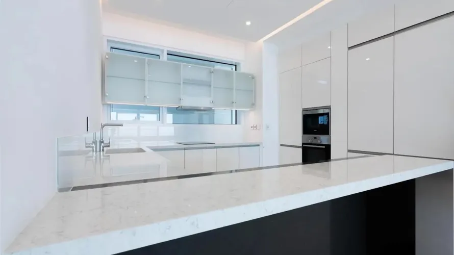 Apartamento de 4 dormitorios en Dubai, UAE No. 991 № 8