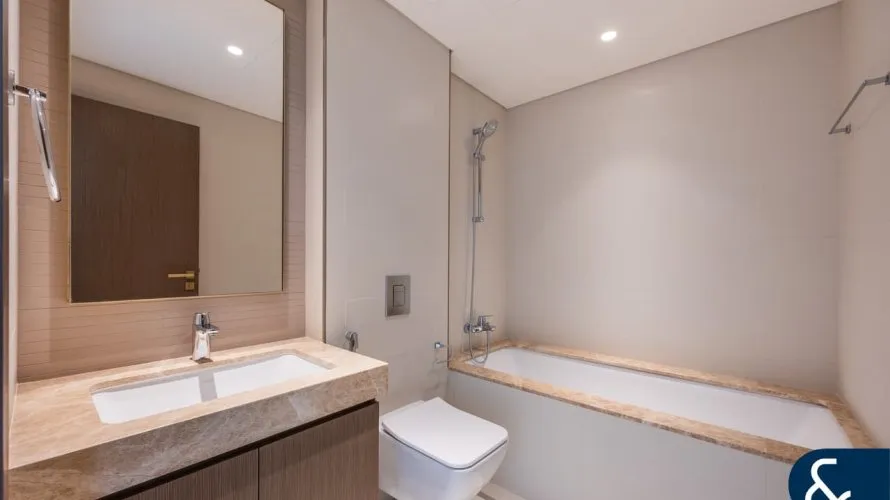 Apartamento de 5 dormitorios en EMAAR Beachfront, UAE No. 2222 № 24