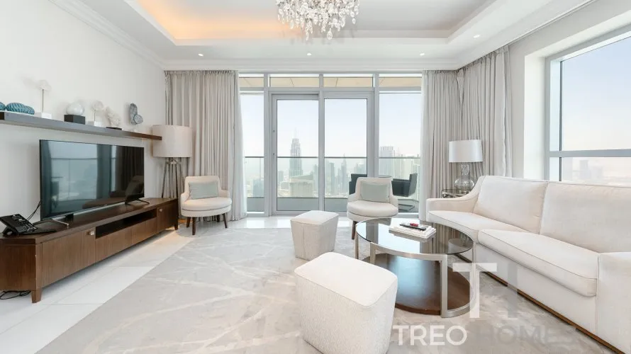 Apartamento de 3 dormitorios en Burj Khalifa, UAE No. 1327 № 2