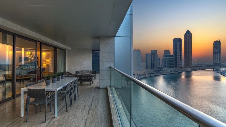 Apartamento de 2 dormitorios en Business Bay, UAE No. 2271 № 1