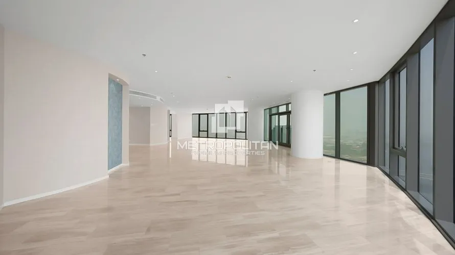 Apartamento de 5 dormitorios en Culture Village, UAE No. 2108 № 6