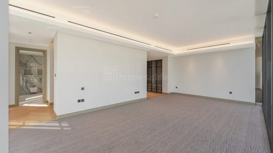 Apartamento de 4 dormitorios en Dubai Internet City, UAE No. 2302