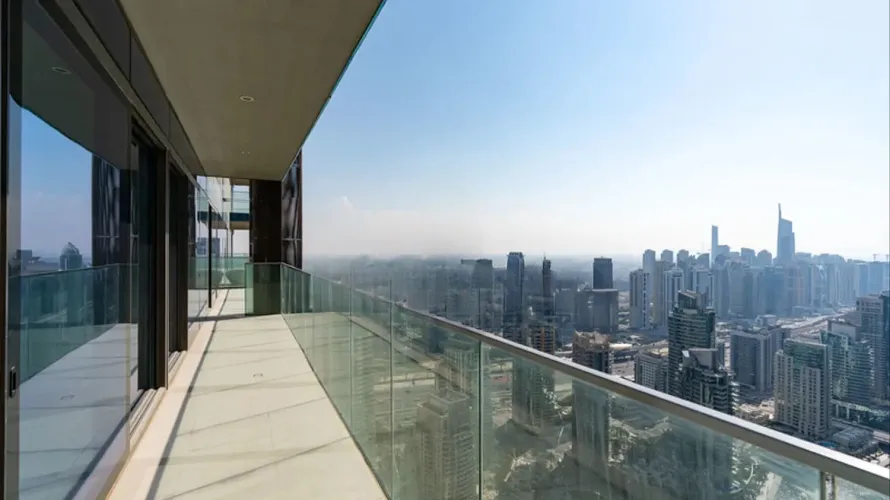 Apartamento de 4 dormitorios en Dubai, UAE No. 996 № 12