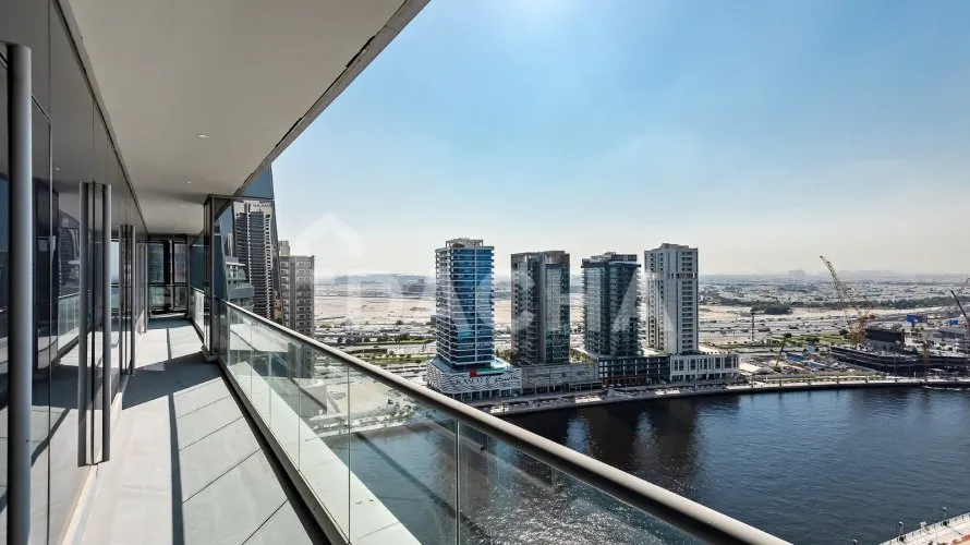 Apartamento de 4 dormitorios en Business Bay, UAE No. 3005 № 14
