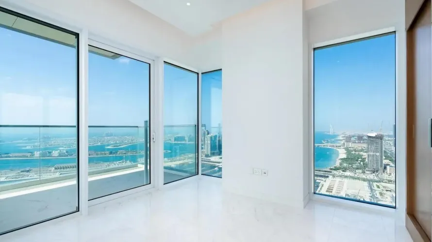 Apartamento de 4 dormitorios en Dubai, UAE No. 991 № 1