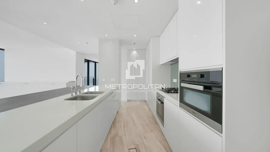 Apartamento de 5 dormitorios en Culture Village, UAE No. 2108 № 4