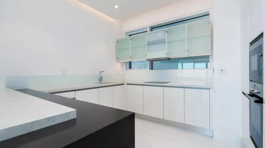 Apartamento de 4 dormitorios en Dubai, UAE No. 991 № 7