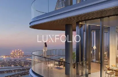 Apartamento de 3 dormitorios en EMAAR Beachfront, UAE No. 3208