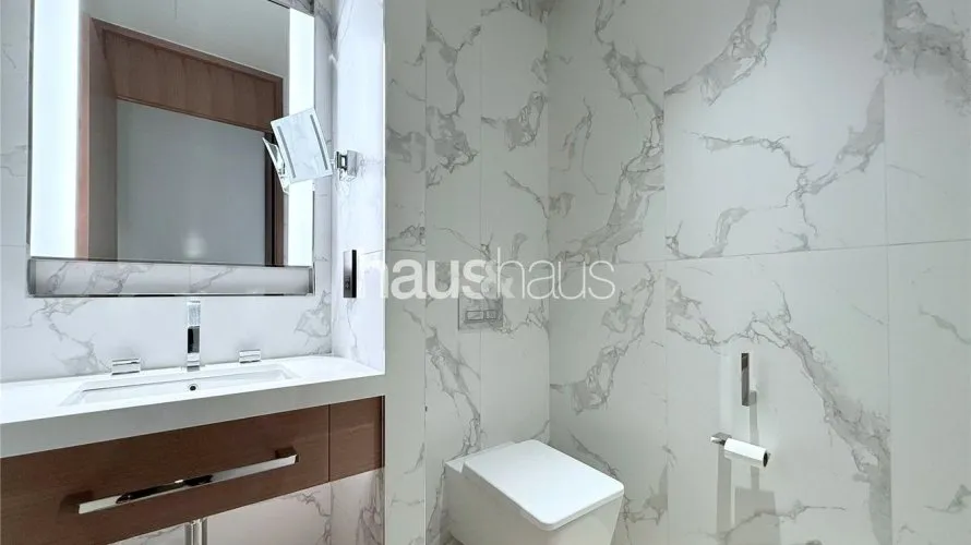 Apartamento de 3 dormitorios en Downtown Dubai (Downtown Burj Dubai), UAE No. 3572 № 4