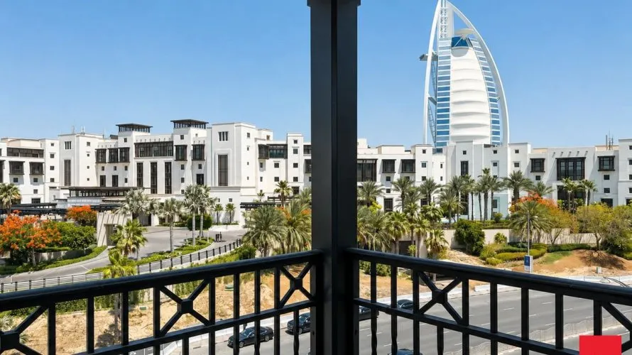 Apartamento de 4 dormitorios en Umm Suqeim, UAE No. 3516 № 11