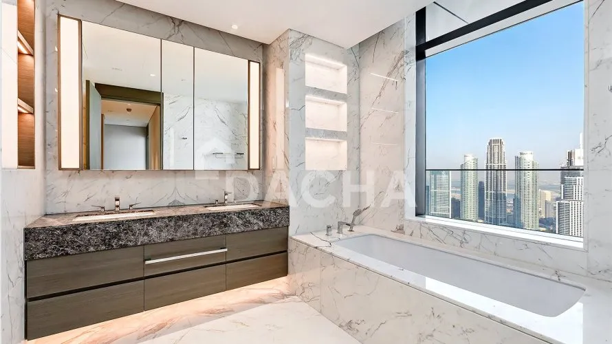 Apartamento de 4 dormitorios en Opera District, UAE No. 3657 № 5