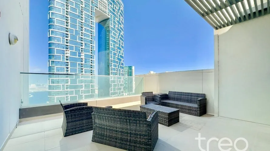 Apartamento de 4 dormitorios en 5242, UAE No. 3793 № 10