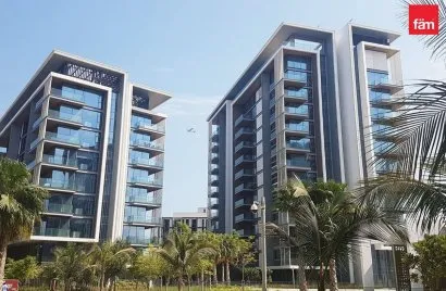Apartamento de 4 dormitorios en Dubai, UAE No. 3650