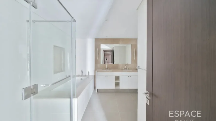 Apartamento de 3 dormitorios en Downtown Dubai (Downtown Burj Dubai), UAE No. 3978 № 4