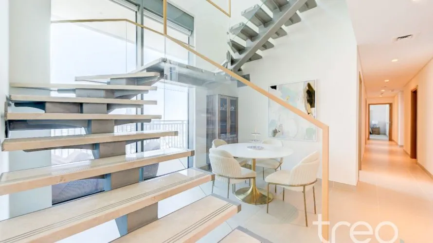 Apartamento de 4 dormitorios en 5242, UAE No. 3793 № 5