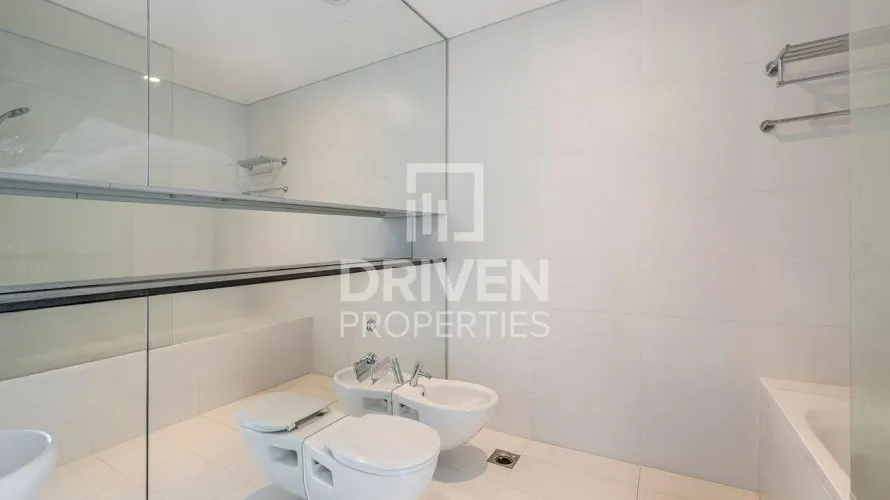 Apartamento de 3 dormitorios en DIFC, UAE No. 4079 № 1