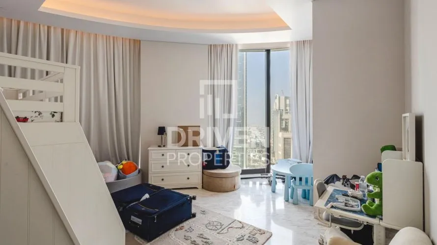 Apartamento de 4 dormitorios en Opera District, UAE No. 4083 № 10
