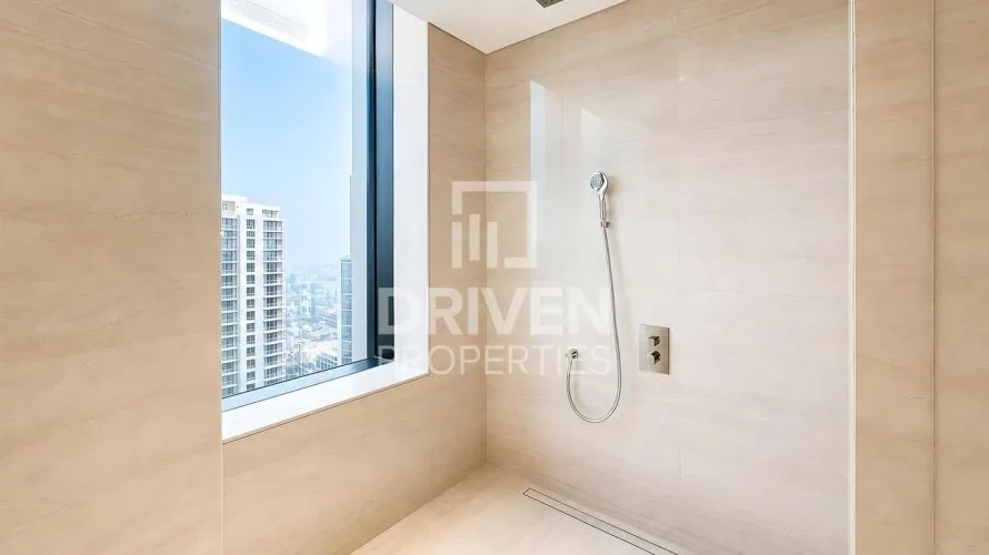 Apartamento de 4 dormitorios en Opera District, UAE No. 4099