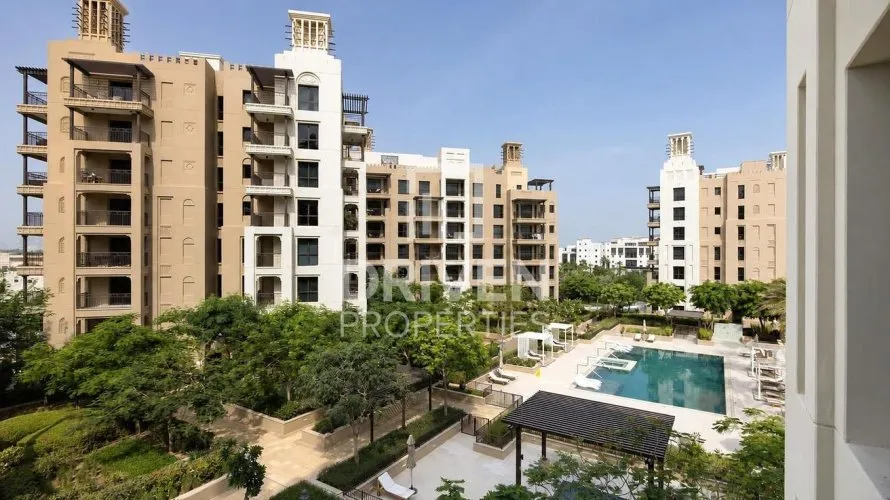 Apartamento de 4 dormitorios en Umm Suqeim 3, UAE No. 4181 № 5