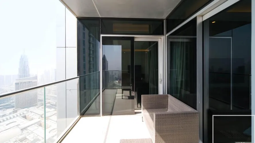 Apartamento de 3 dormitorios en The Address Residence Fountain Views, UAE No. 4426 № 1