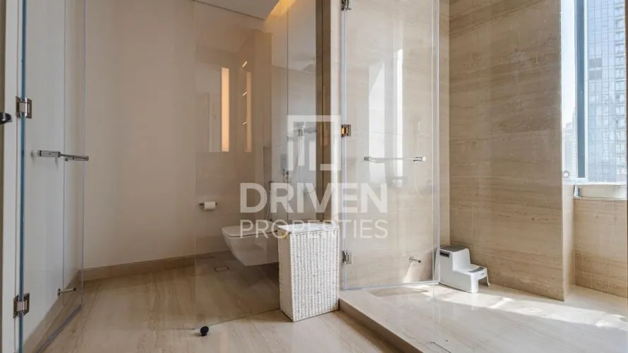 Apartamento de 4 dormitorios en Opera District, UAE No. 4083 № 3
