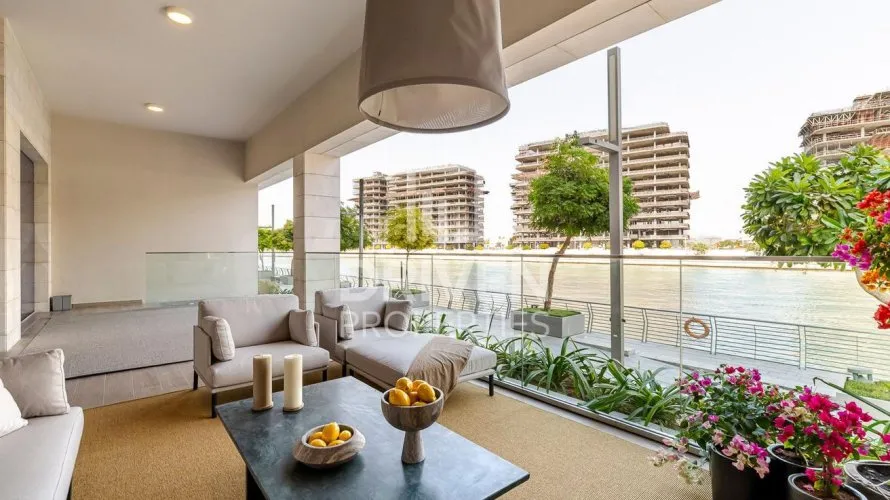Apartamento de 3 dormitorios en Al Wasl, UAE No. 4067 № 2