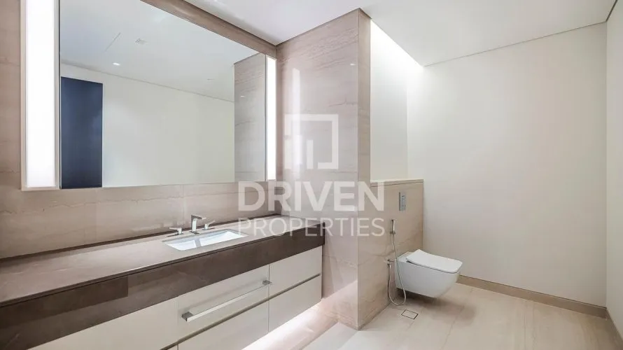 Apartamento de 4 dormitorios en Opera District, UAE No. 4093 № 18