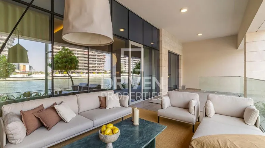 Apartamento de 3 dormitorios en Al Wasl, UAE No. 4067 № 1
