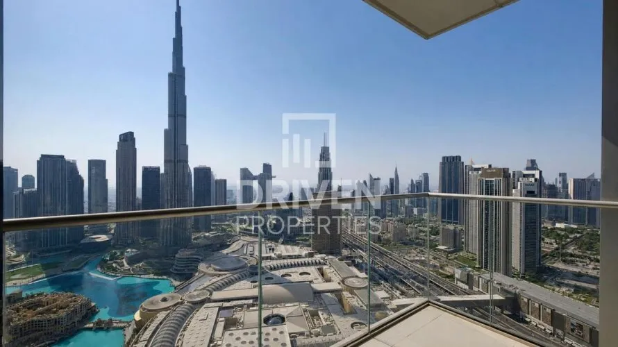 Apartamento de 3 dormitorios en The Address Residence Fountain Views, UAE No. 4932 № 1