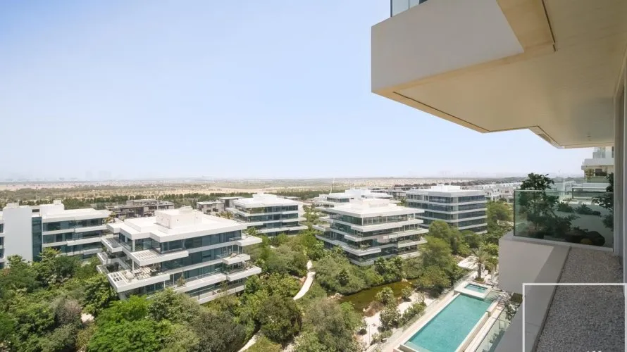 Apartamento de 3 dormitorios en Seventh Heaven, UAE No. 4597 № 1