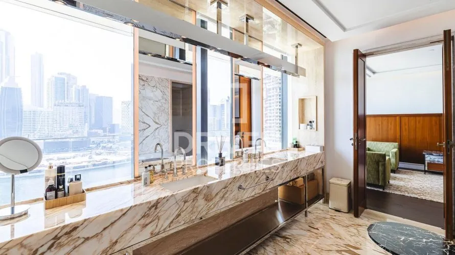 Apartamento de 4 dormitorios en Dorchester Collection Dubai, UAE No. 4803 № 6