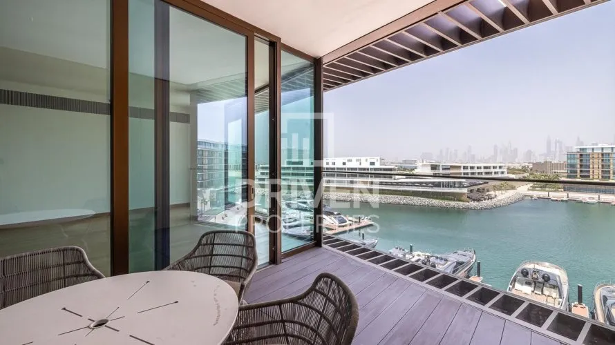 Apartamento de 3 dormitorios en Jumeirah Bay Island, UAE No. 4792