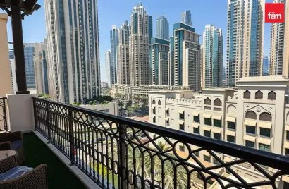 Apartamento de 4 dormitorios en Old Town, UAE No. 4713