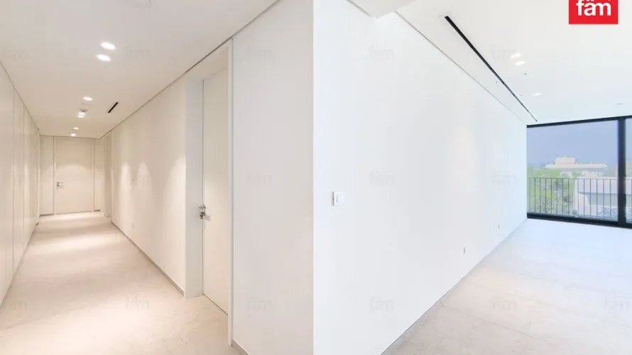 Apartamento de 4 dormitorios en Dubai, UAE No. 4576 № 17