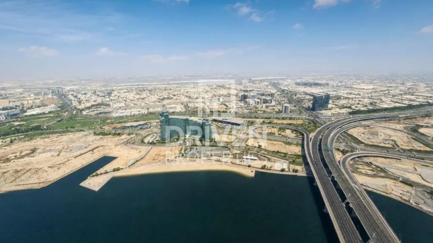 Apartamento de 3 dormitorios en D1 Tower, UAE No. 5039 № 3